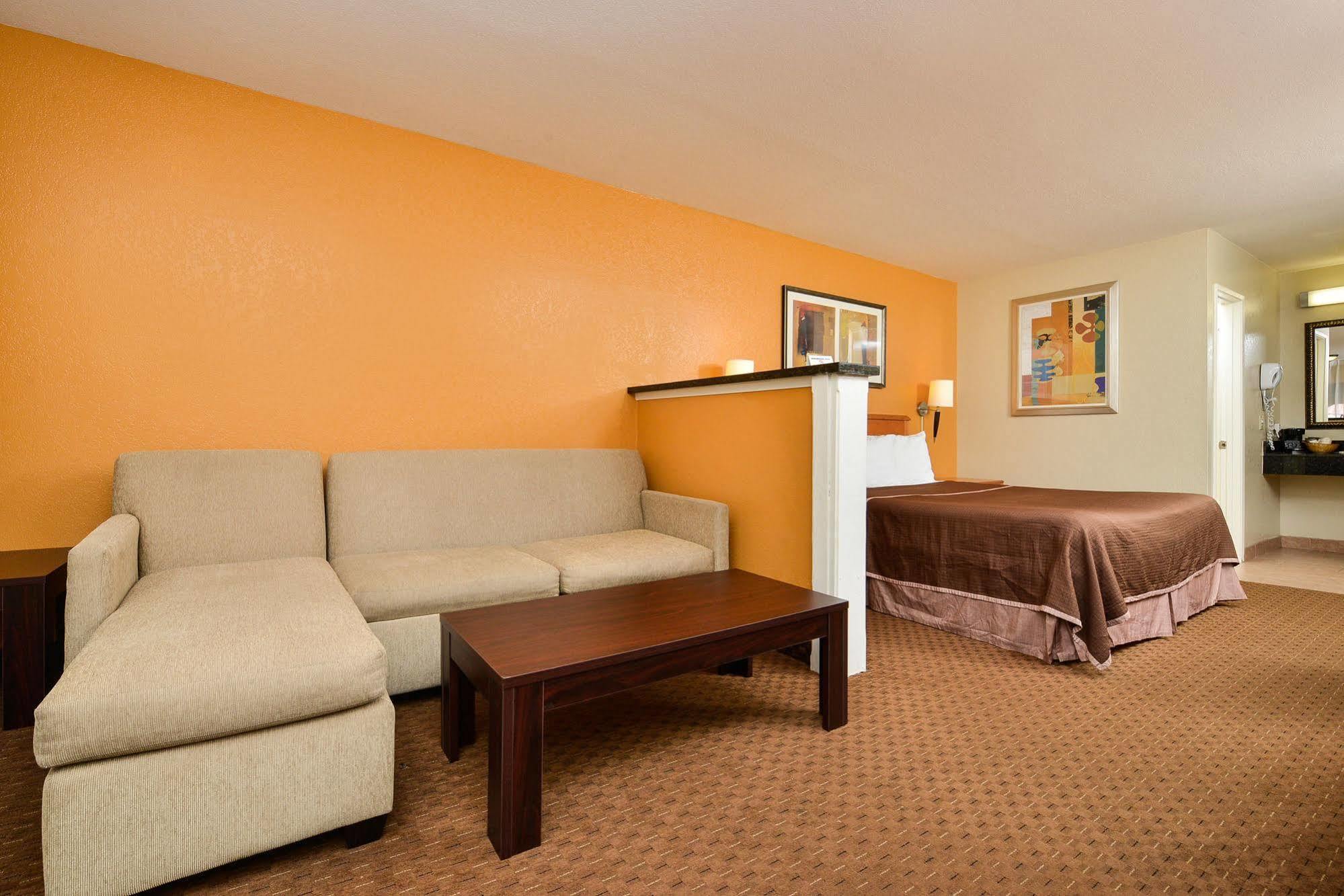 Econo Hospedaje Inn&Suites El Cajon San Diego East Exterior foto